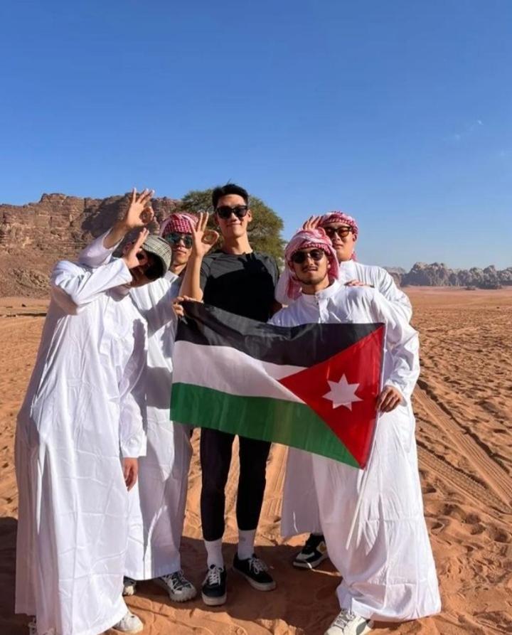 Moon City With Jeep Trips Wadi Rum Exterior foto