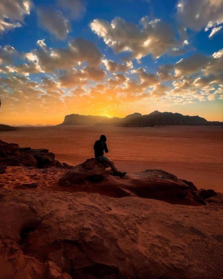 Moon City With Jeep Trips Wadi Rum Exterior foto