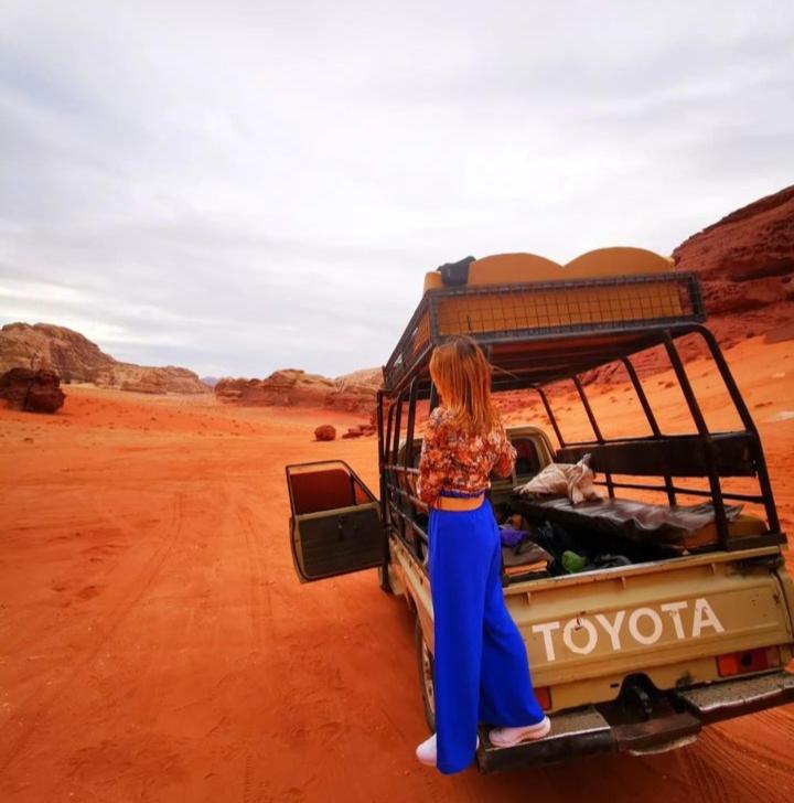 Moon City With Jeep Trips Wadi Rum Exterior foto
